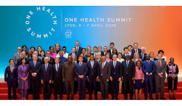 À Lyon, chefs d'État, scientifiques et organisations internationales se sont retrouvés du 7 au 9 avril pour le premier grand sommet mondial dédié à l'approche One Health. 