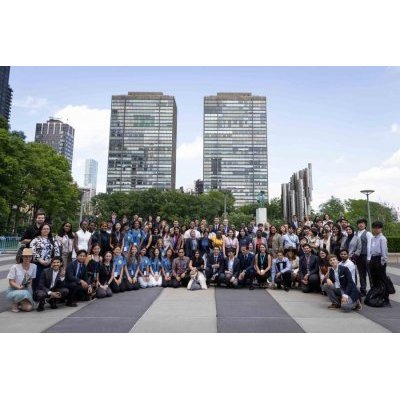 Photo de famille du Major Group for Children and Youth (MGCY)