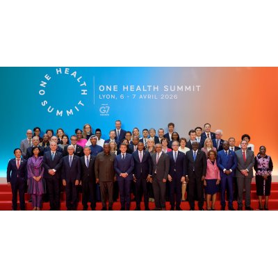 À Lyon, chefs d'État, scientifiques et organisations internationales se sont retrouvés du 7 au 9 avril pour le premier grand sommet mondial dédié à l'approche One Health. 