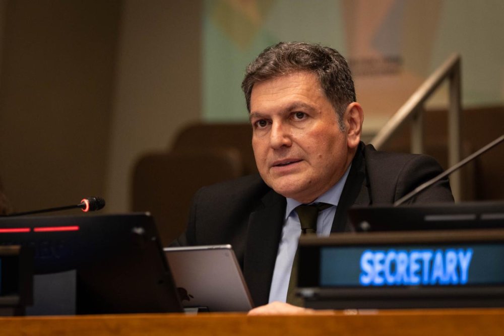 Paruyr Hovhannisyan , vice-président de l'ECOSOC