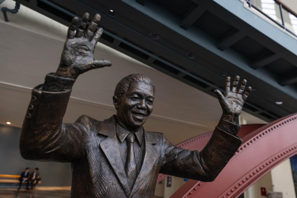 Alors que la première série d'ENV commence, les gens du monde entier célèbrent la Journée Nelson Mandela, une journée qui appelle les individus, les communautés et les organisations à agir pour avoir un impact positif dans leurs propres communautés.