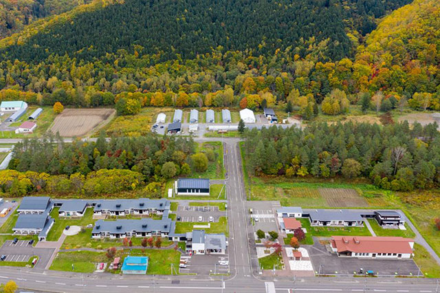 La petite ville de Shimokawa incarne une transition écologique profondément ancrée dans son territoire