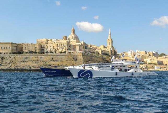 Le bateau Energy Observer en escale à Malte