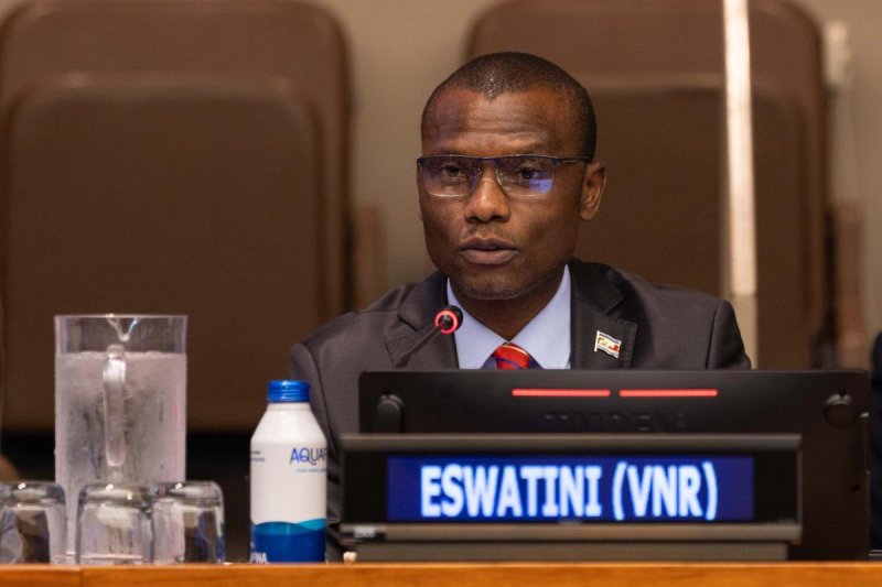 Appolo Maphalala , ministre du Logement et du Développement urbain, Eswatini