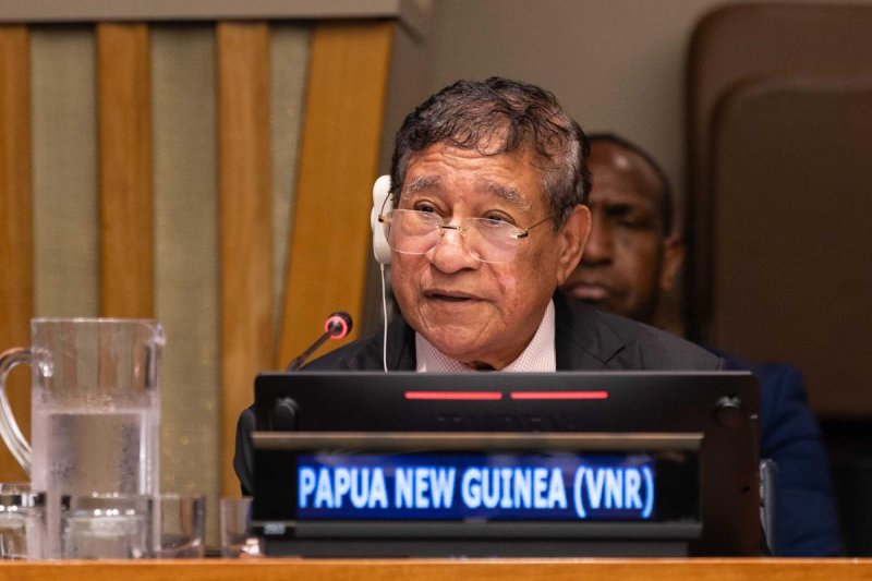 Ano Pala , ministre de la Planification nationale, Papouasie-Nouvelle-Guinée