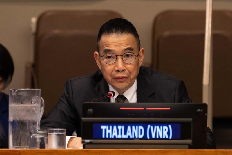 Maris Sangiampongsa , ministre des Affaires étrangères, Thaïlande