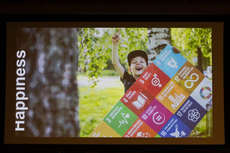 La RNV finlandais souligne que le bonheur est un objectif clé de son travail de développement